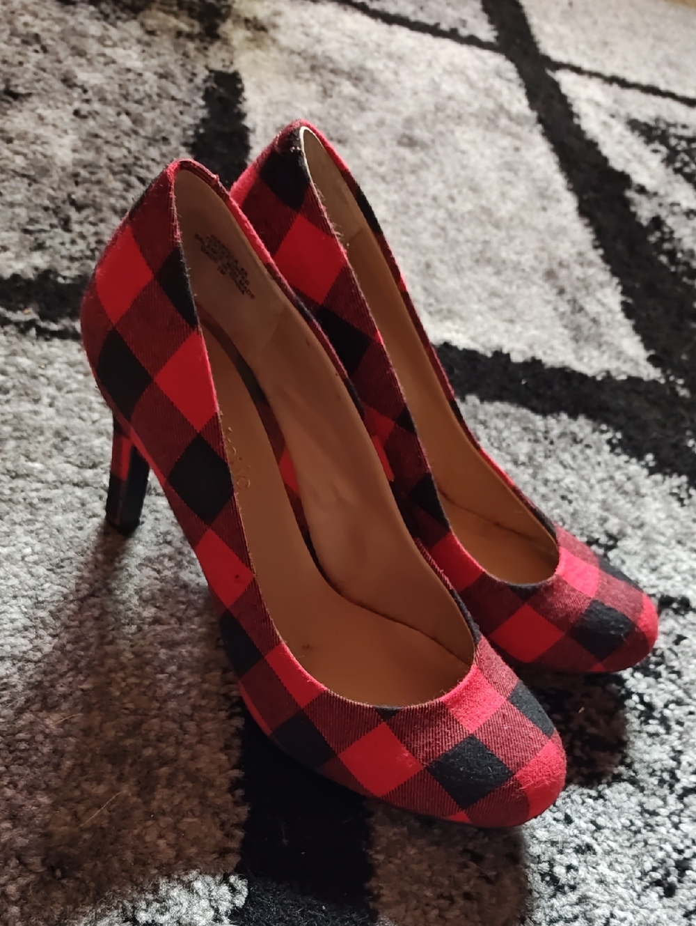 Kelly & Katie Red and Black Buffalo Plaid High Heel Pumps